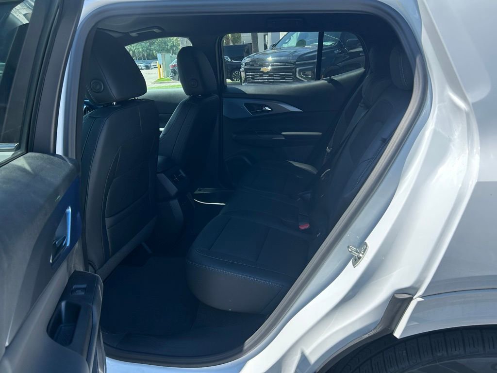 2025 Chevrolet Equinox EV 1LT photo 6