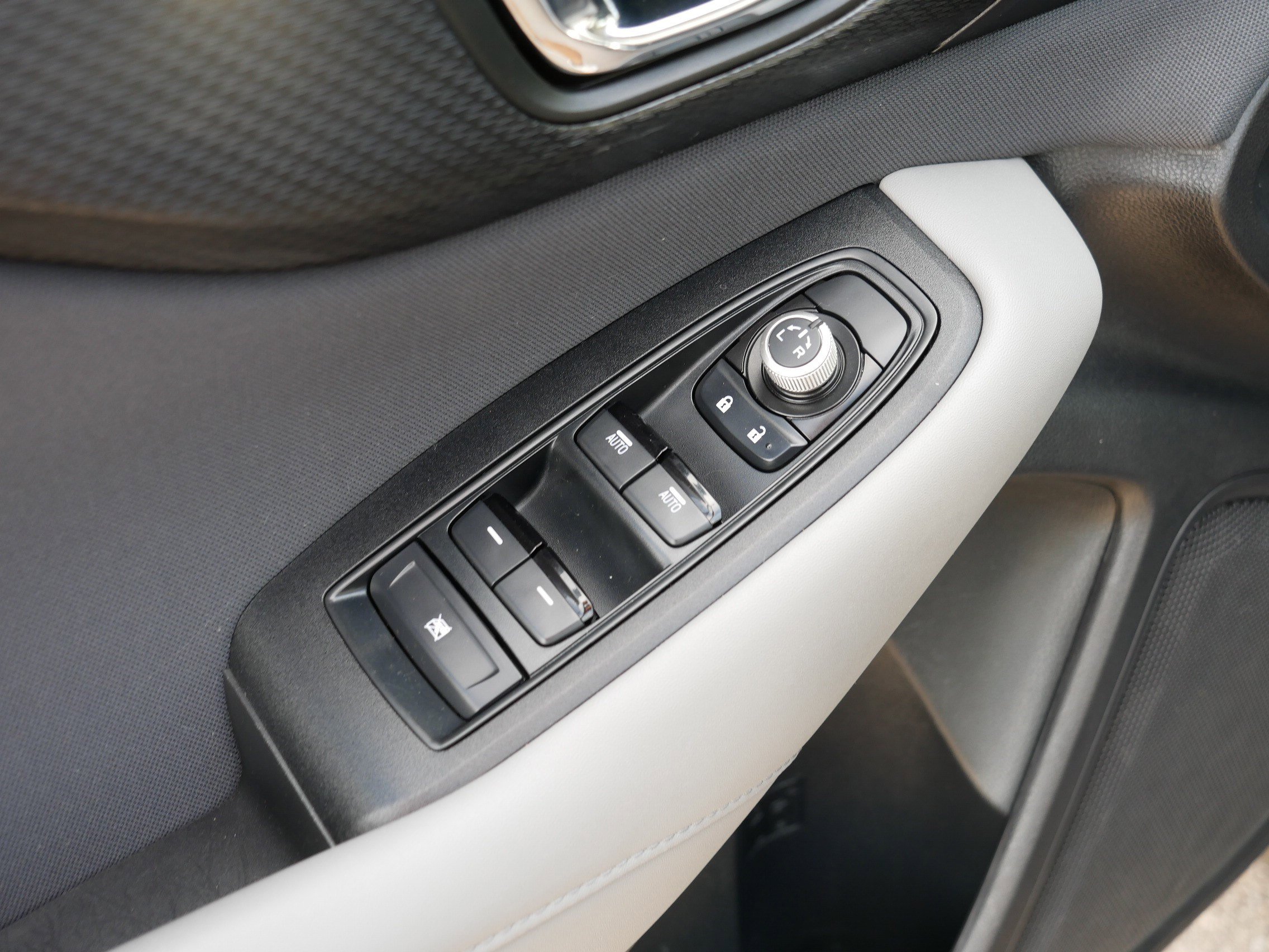 2022 Subaru Outback Premium photo 19