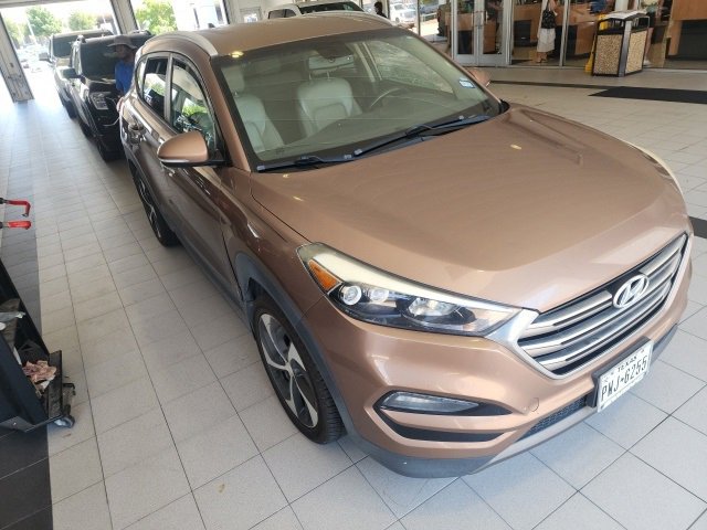 Used 2016 Hyundai Tucson Limited with VIN KM8J33A25GU124521 for sale in Plano, TX