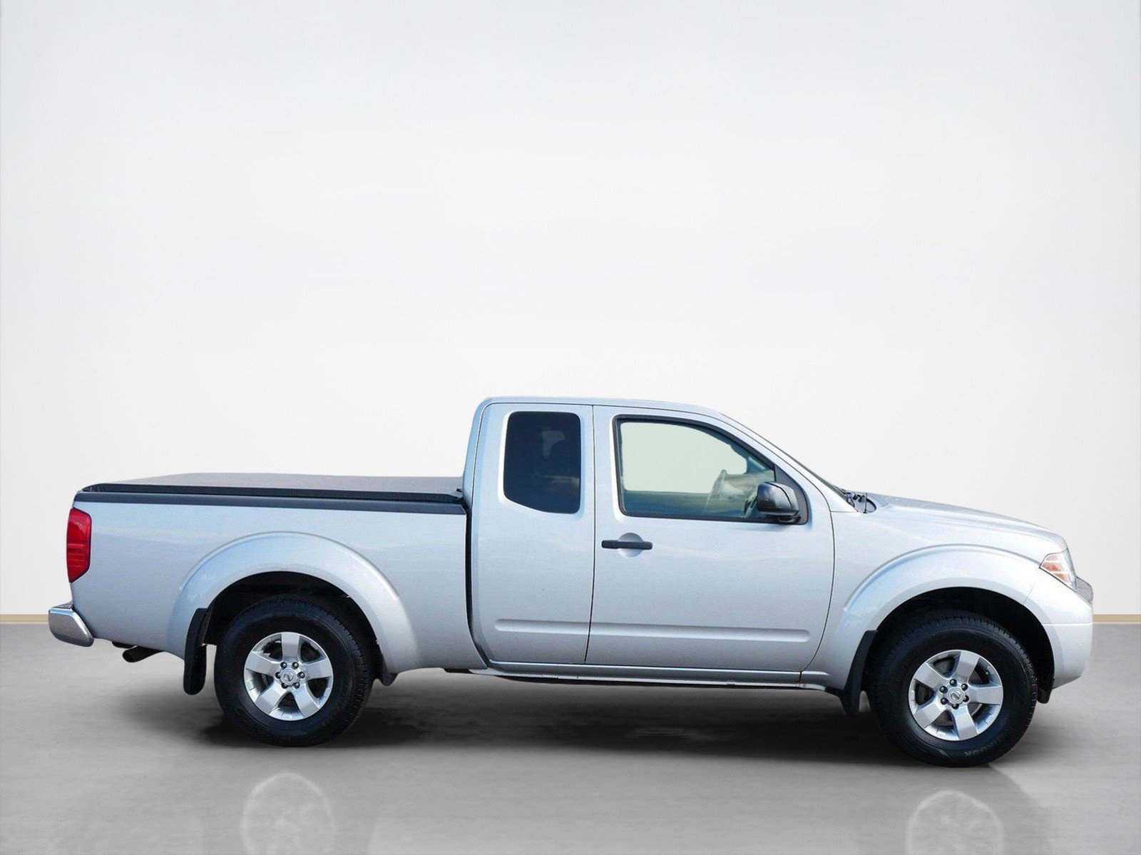 Used 2013 Nissan Frontier SV with VIN 1N6AD0CW4DN713594 for sale in Maplewood, Minnesota