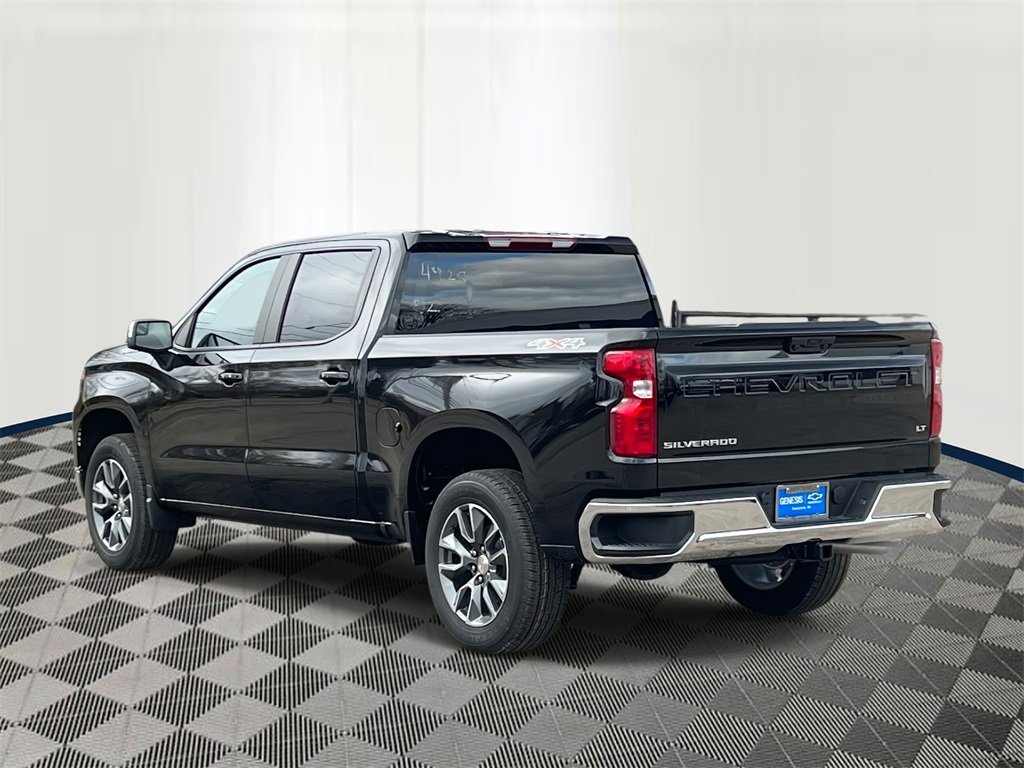 2026 Chevrolet Silverado 1500 LT photo 4