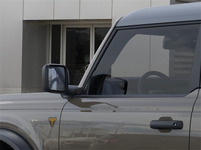 2025 Ford Bronco Badlands photo 2
