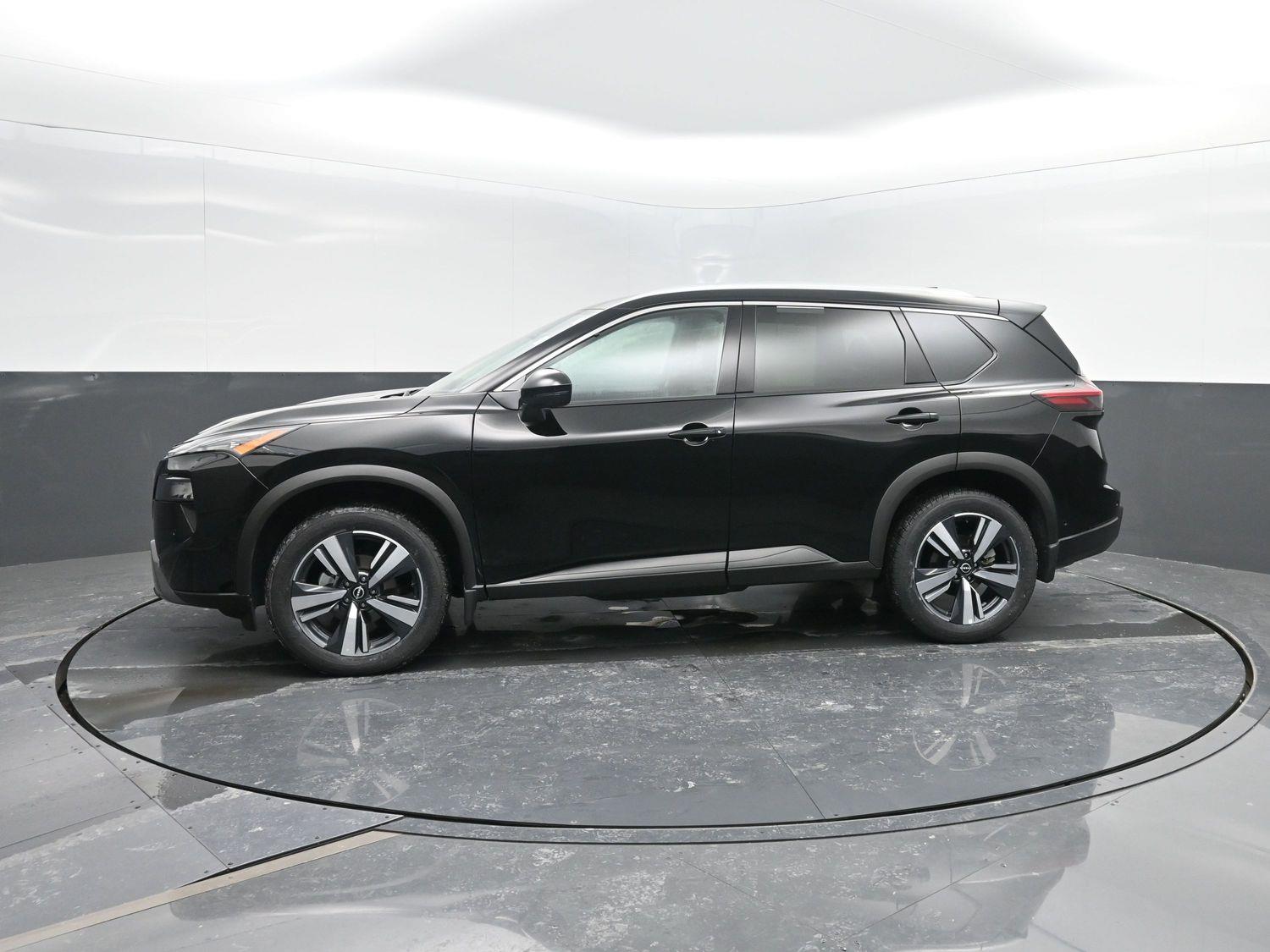 2024 Nissan Rogue SL's photo