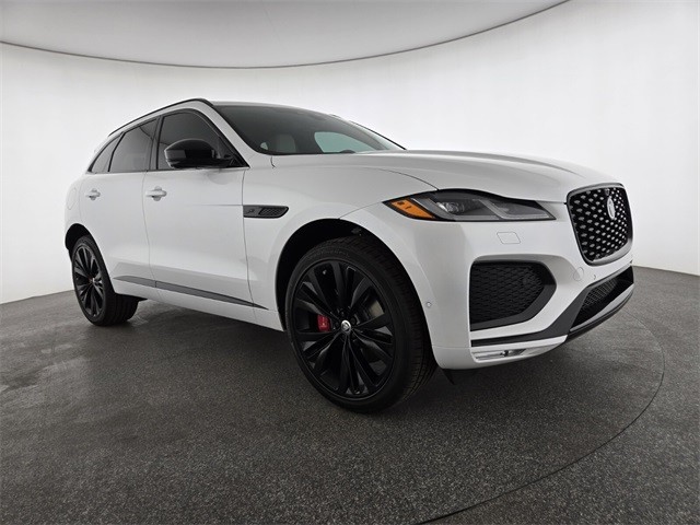 2026 Jaguar F-Pace R-Dynamic S's photo