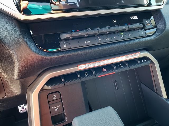 2025 Toyota Tundra SR5 photo 14