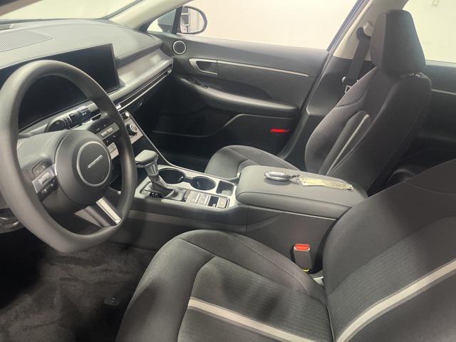 2026 Hyundai Sonata SE photo 10