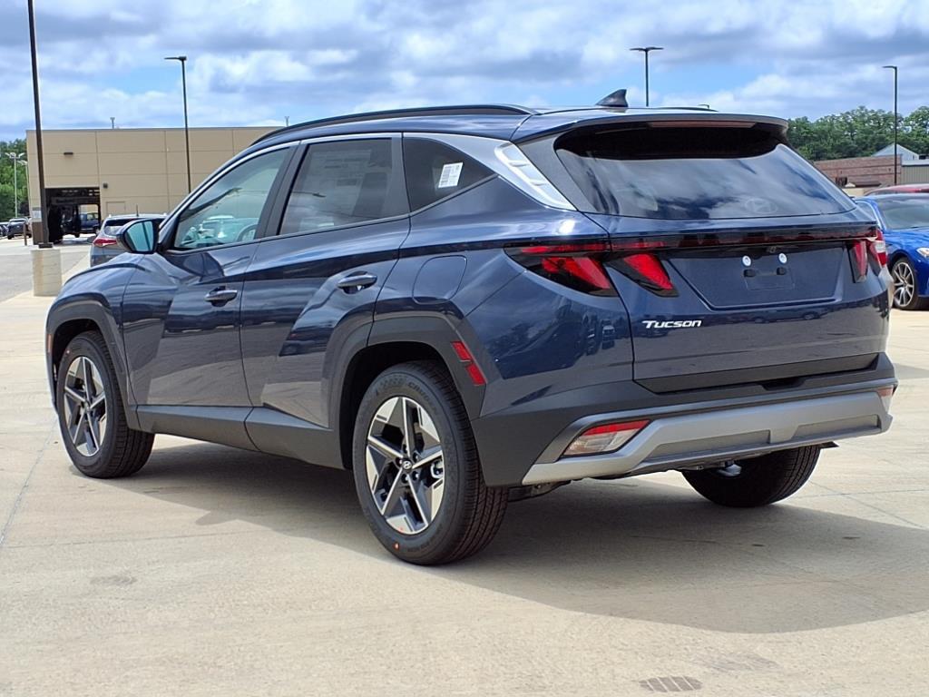 2026 Hyundai Tucson SEL photo 2