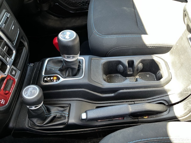 2023 Jeep Wrangler Rubicon 4xe photo 24