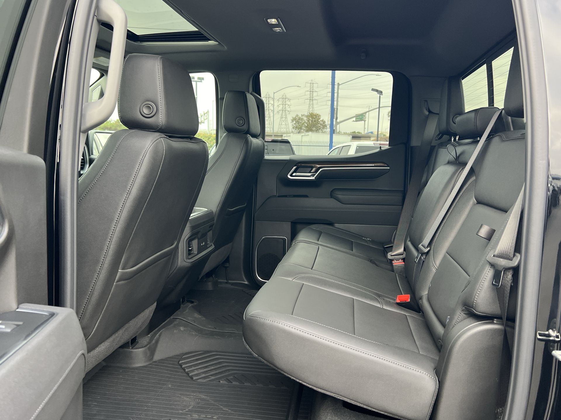 2026 Chevrolet Silverado 1500 RST photo 24