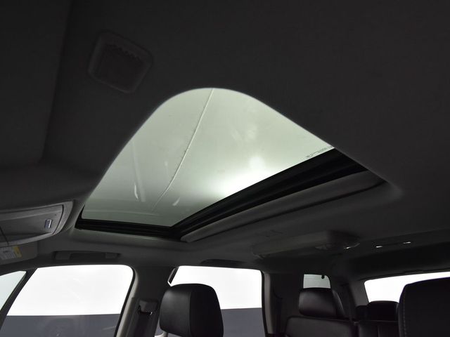2015 Gmc Yukon SLT photo 19
