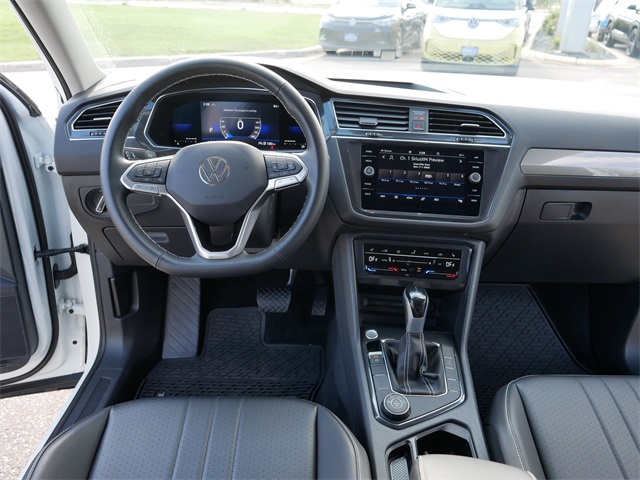 2022 Volkswagen Tiguan SE photo 17