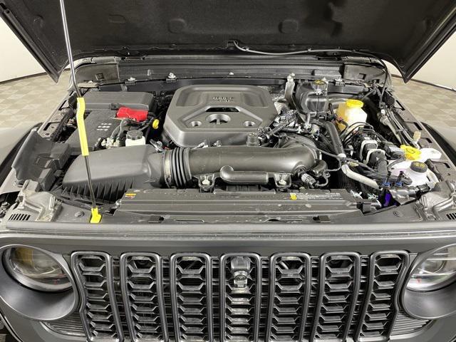2025 Jeep Wrangler Rubicon X photo 3