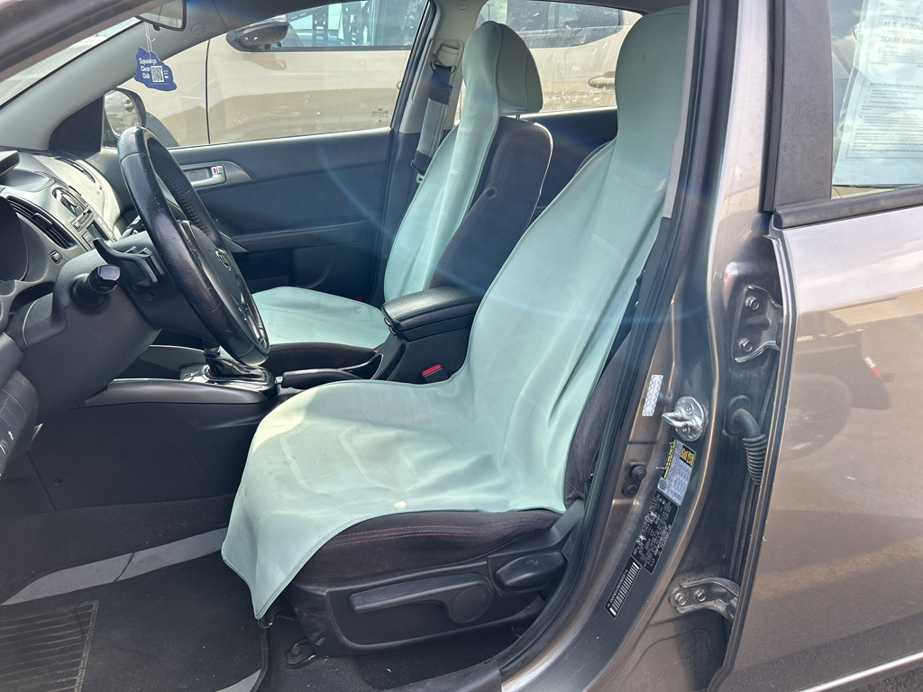 2011 Kia Forte SX photo 6