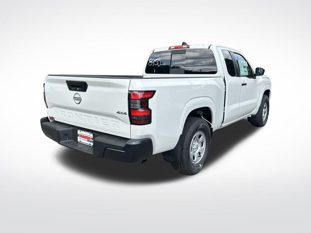 2025 Nissan Frontier S photo 5