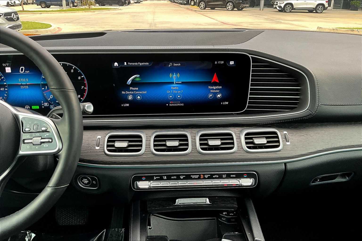 2022 Mercedes Benz GLS 450 4MATIC photo 6