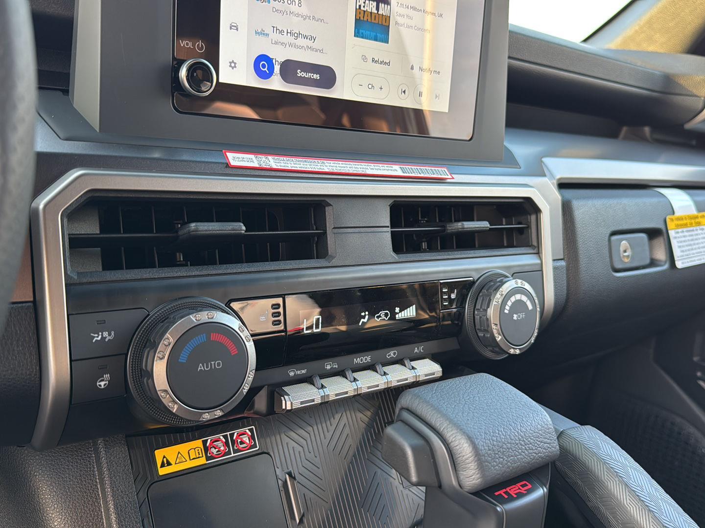 2025 Toyota 4Runner TRD Off-Road photo 20
