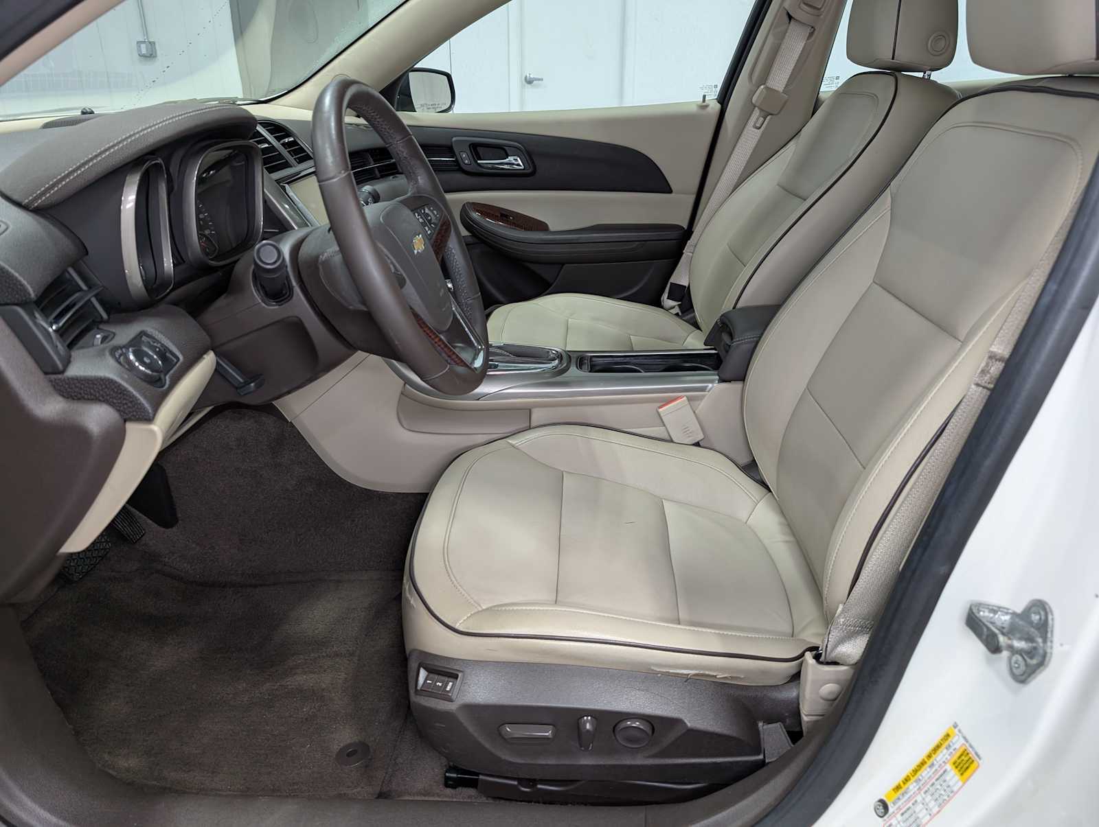 2013 Chevrolet Malibu LTZ photo 3