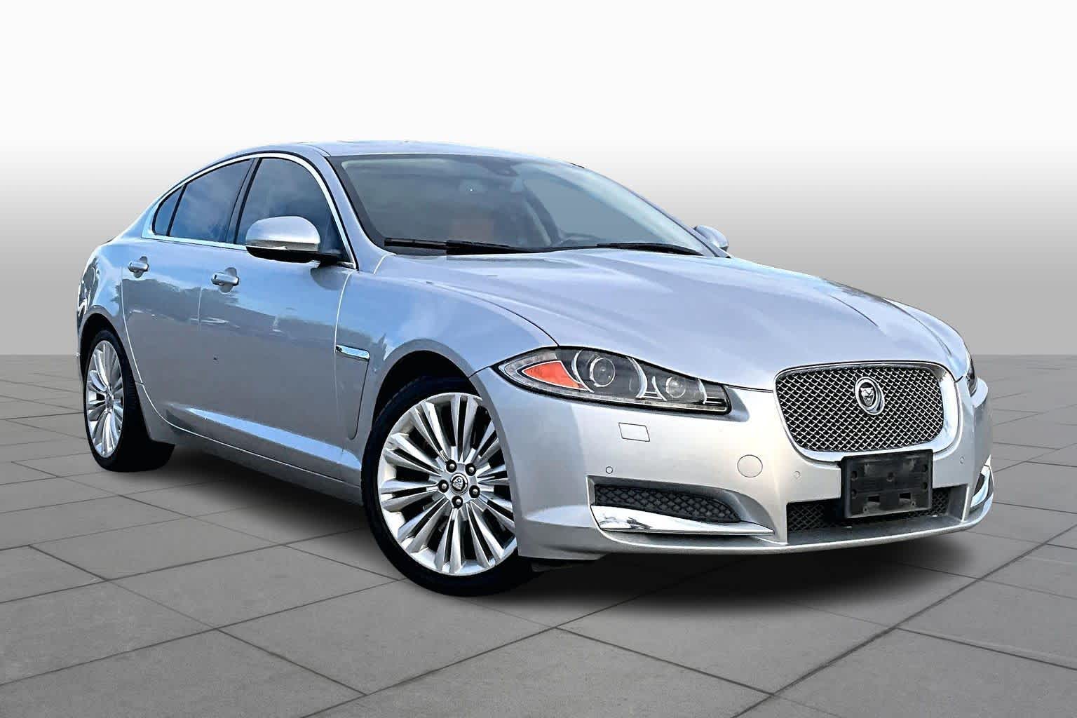 2012 Jaguar XF Portfolio photo 2