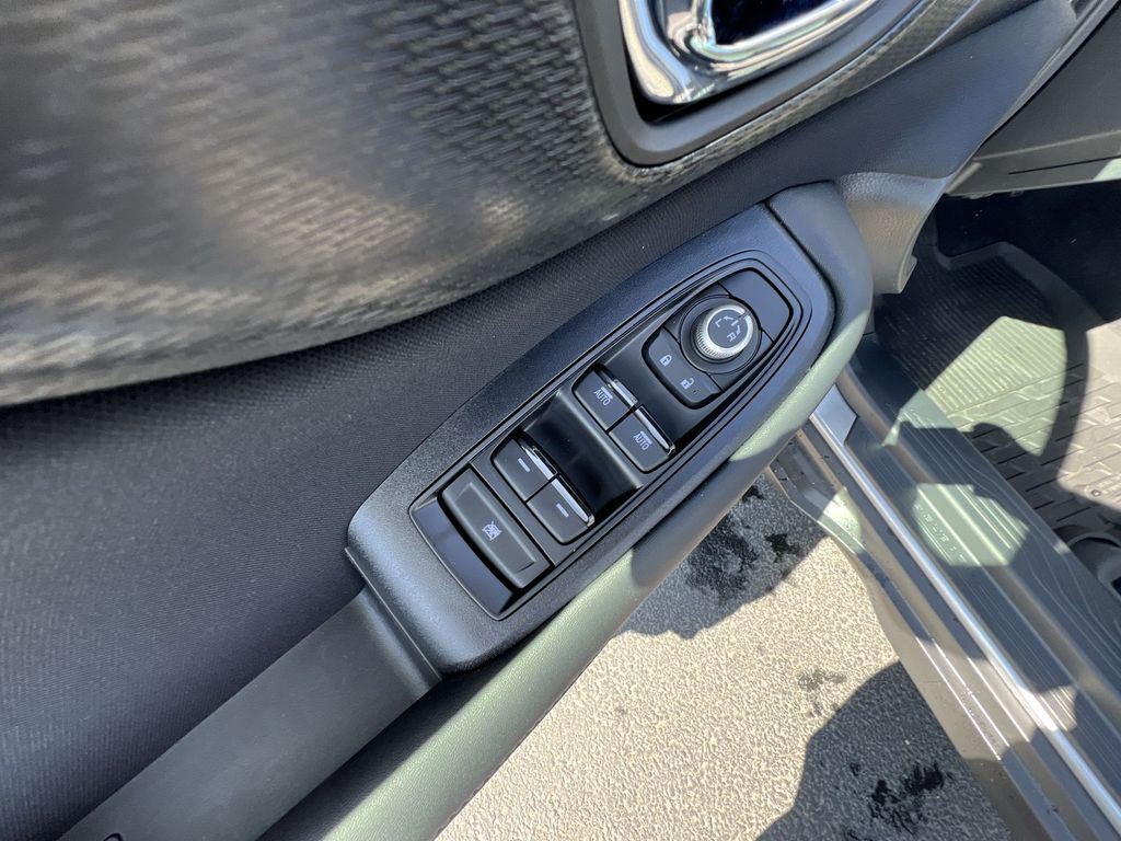2025 Subaru Outback Premium photo 20