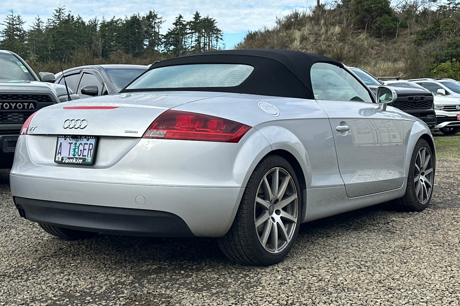 2010 Audi TT 2.0T Roadster Premium Plus Quattro photo 3