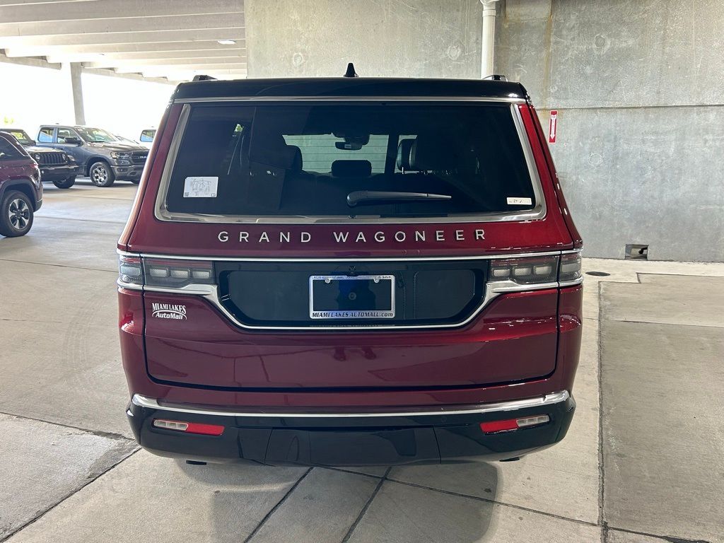 2024 Jeep Grand Wagoneer photo 4