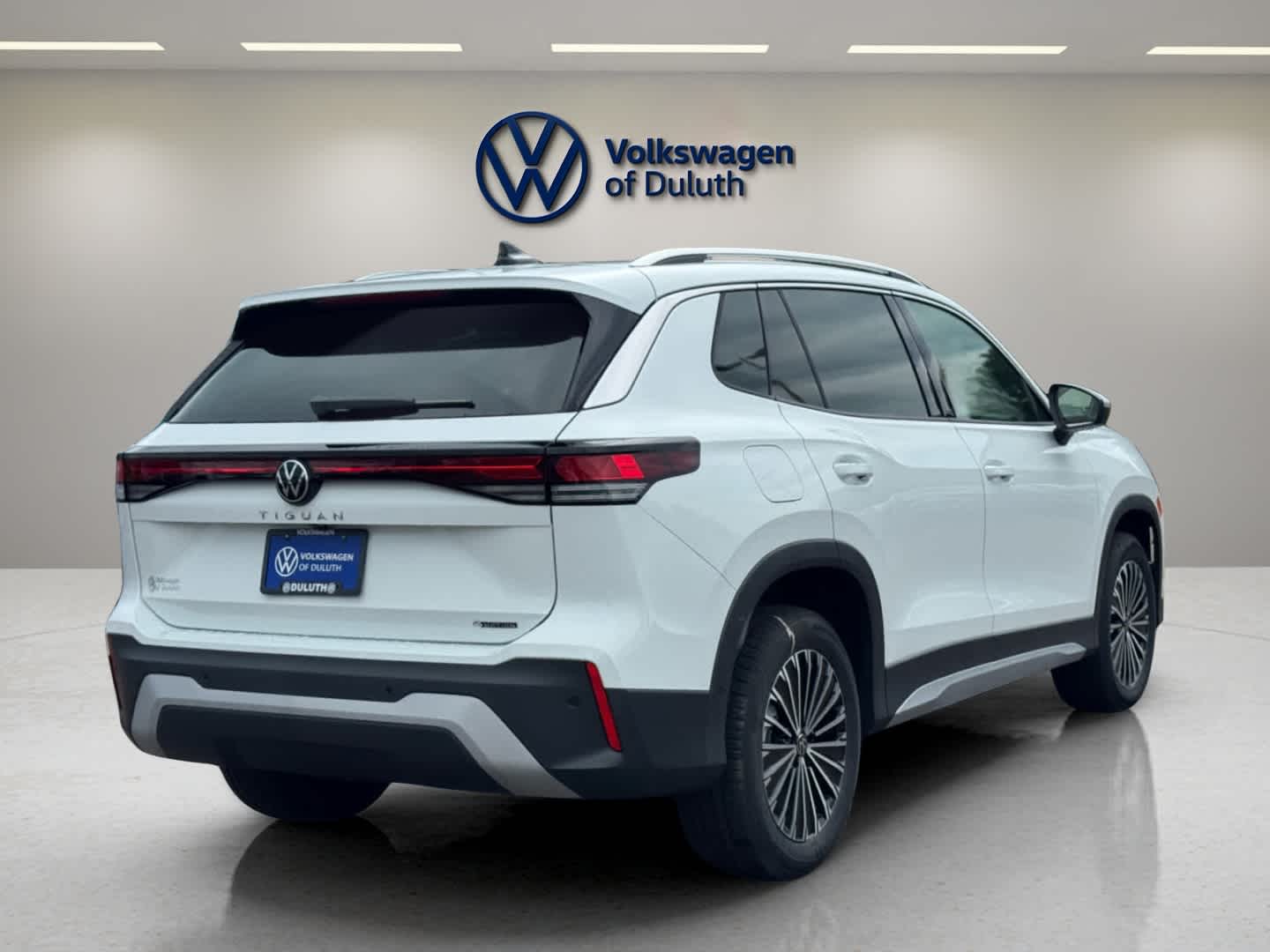 2025 Volkswagen Tiguan S photo 4