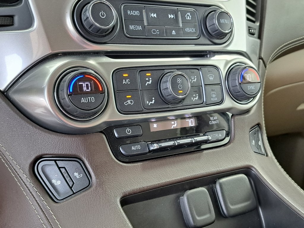 2017 Chevrolet Tahoe LT photo 17