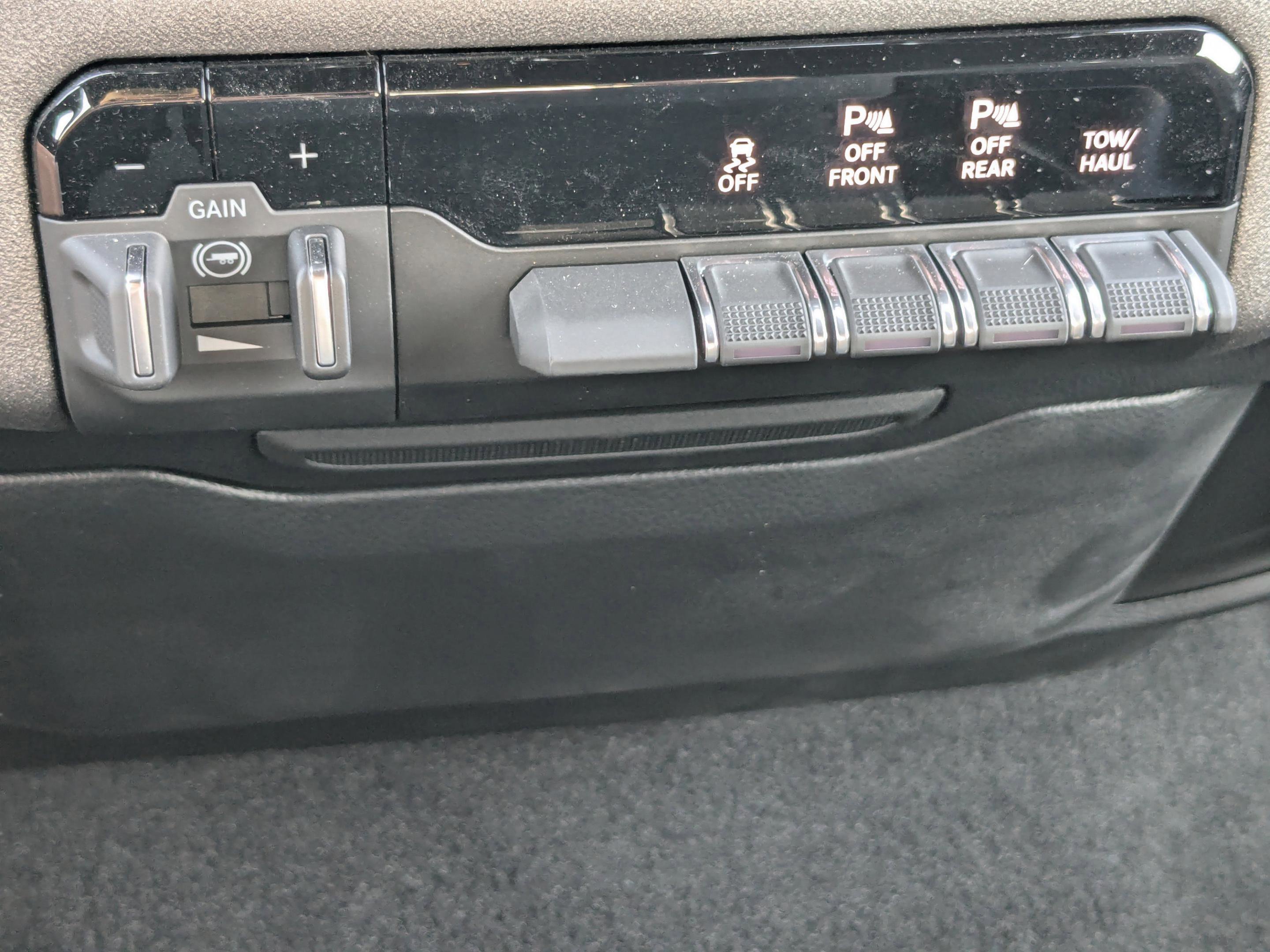 2025 Ram 1500 Tradesman photo 29