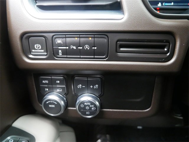 2023 Gmc Yukon SLT photo 22