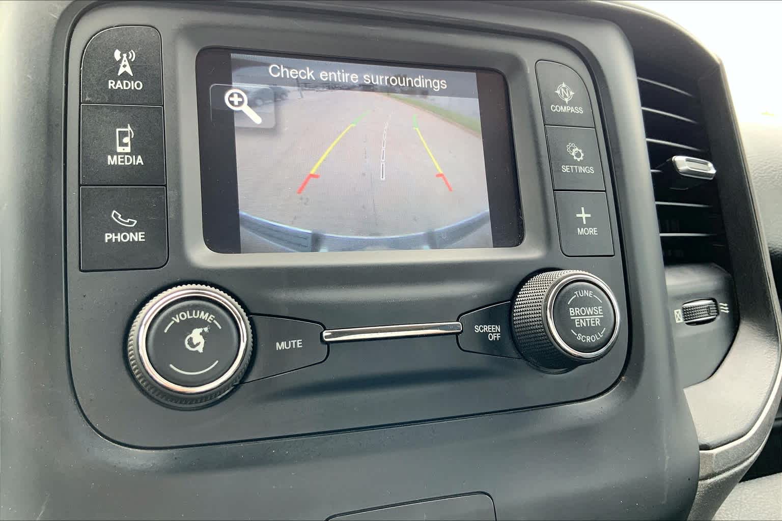 2019 Ram 1500 Tradesman photo 21