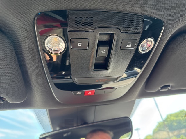 2025 Kia K5 GT-Line photo 40