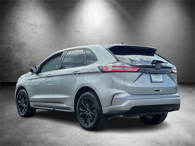 2024 Ford Edge SE photo 2