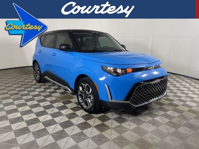 2025 Kia Soul EX's photo