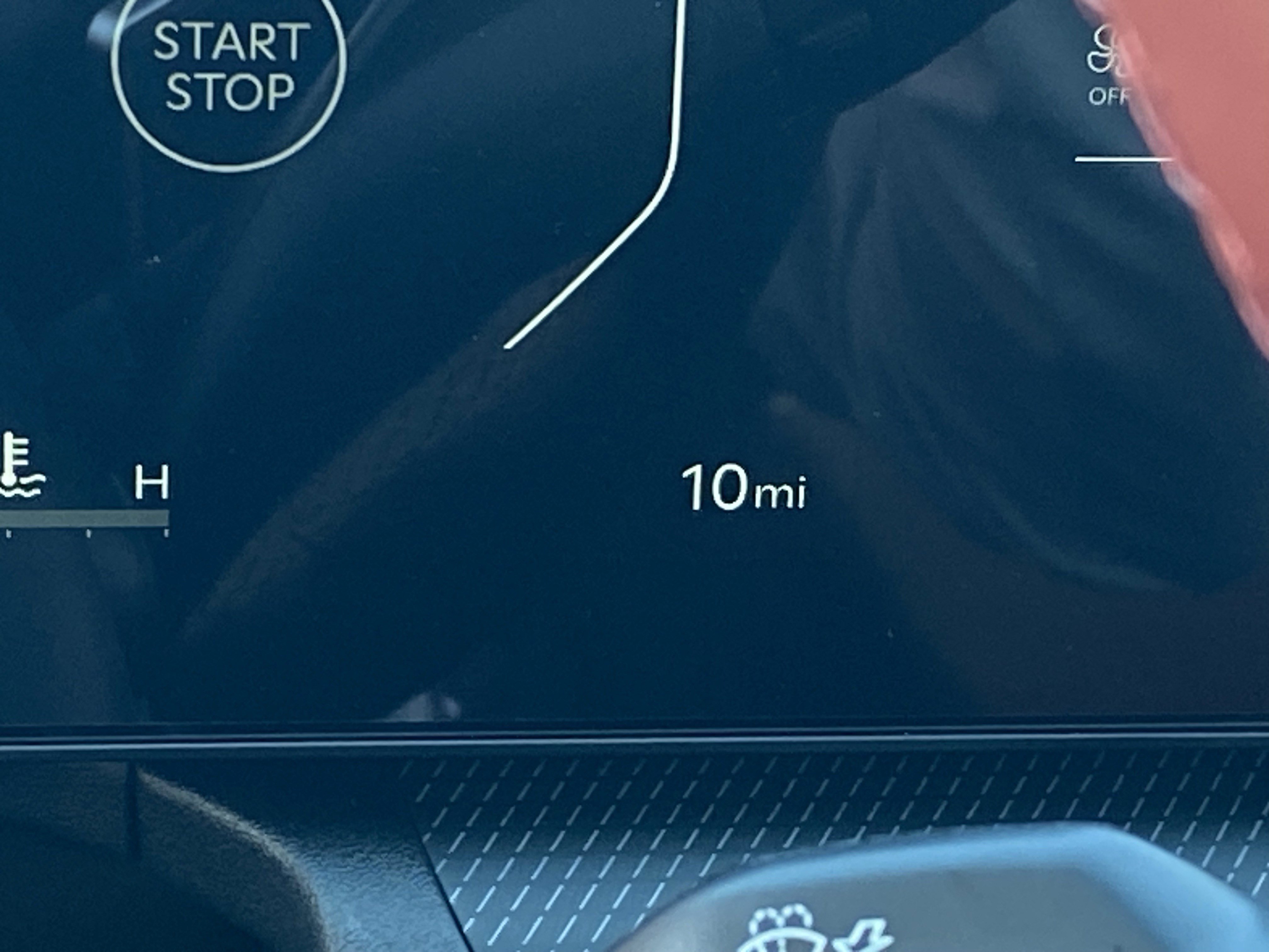 2025 Kia K4 GT-Line photo 5