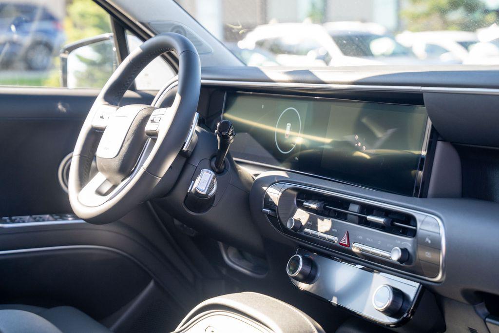 2026 Hyundai Palisade Limited photo 12