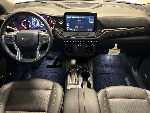 2024 Chevrolet Blazer RS photo 2