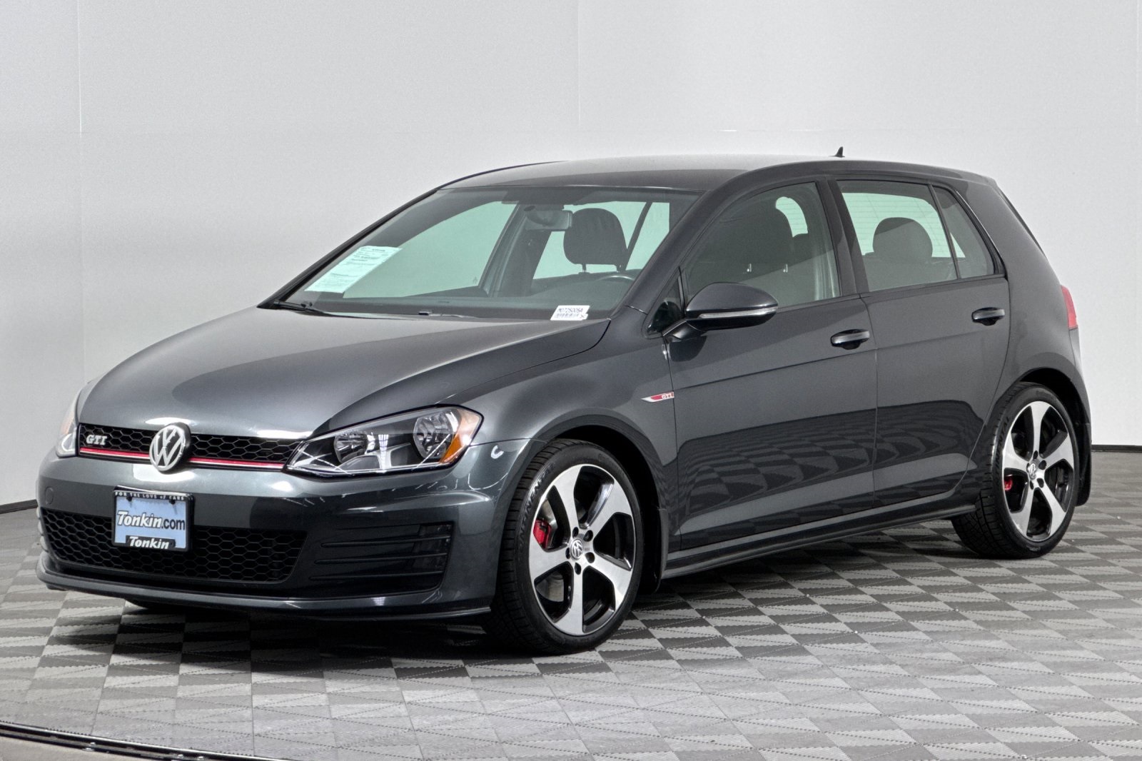 2017 Volkswagen Golf GTI S photo 8