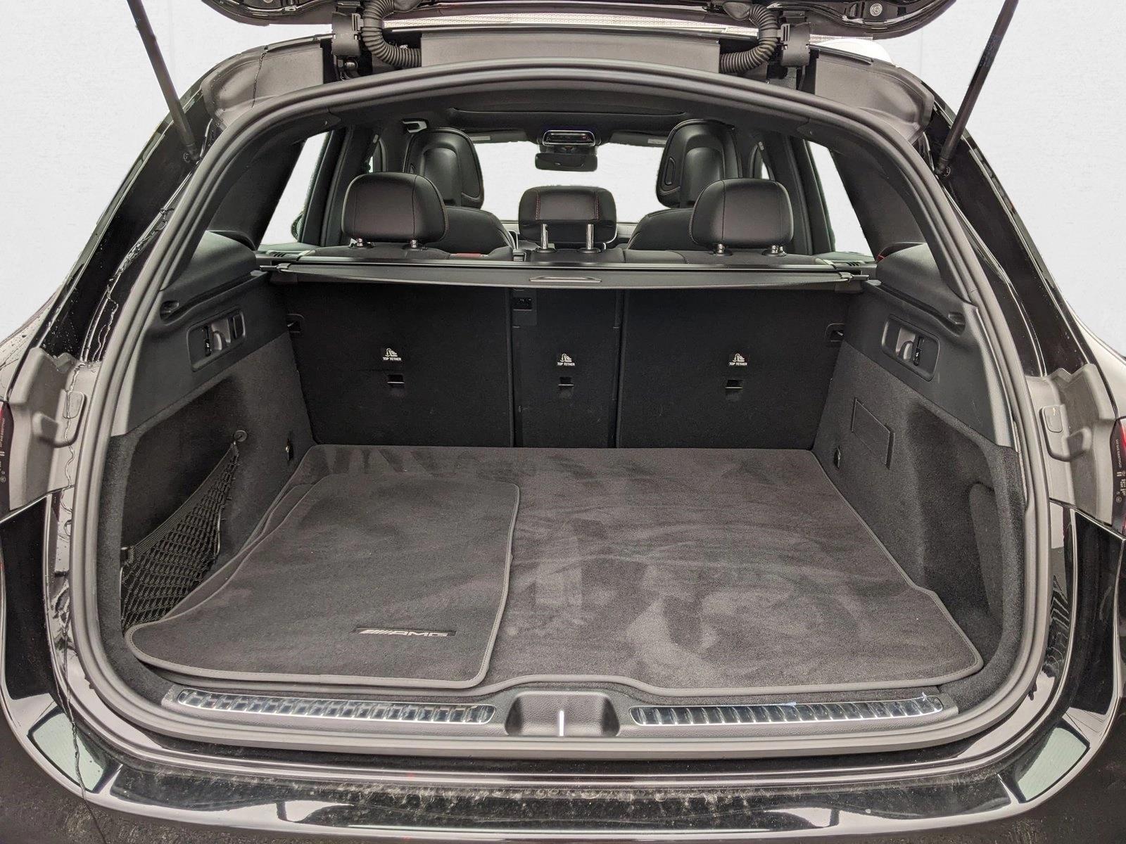 2025 Mercedes Benz GLC 4MATIC AMG 43 photo 4
