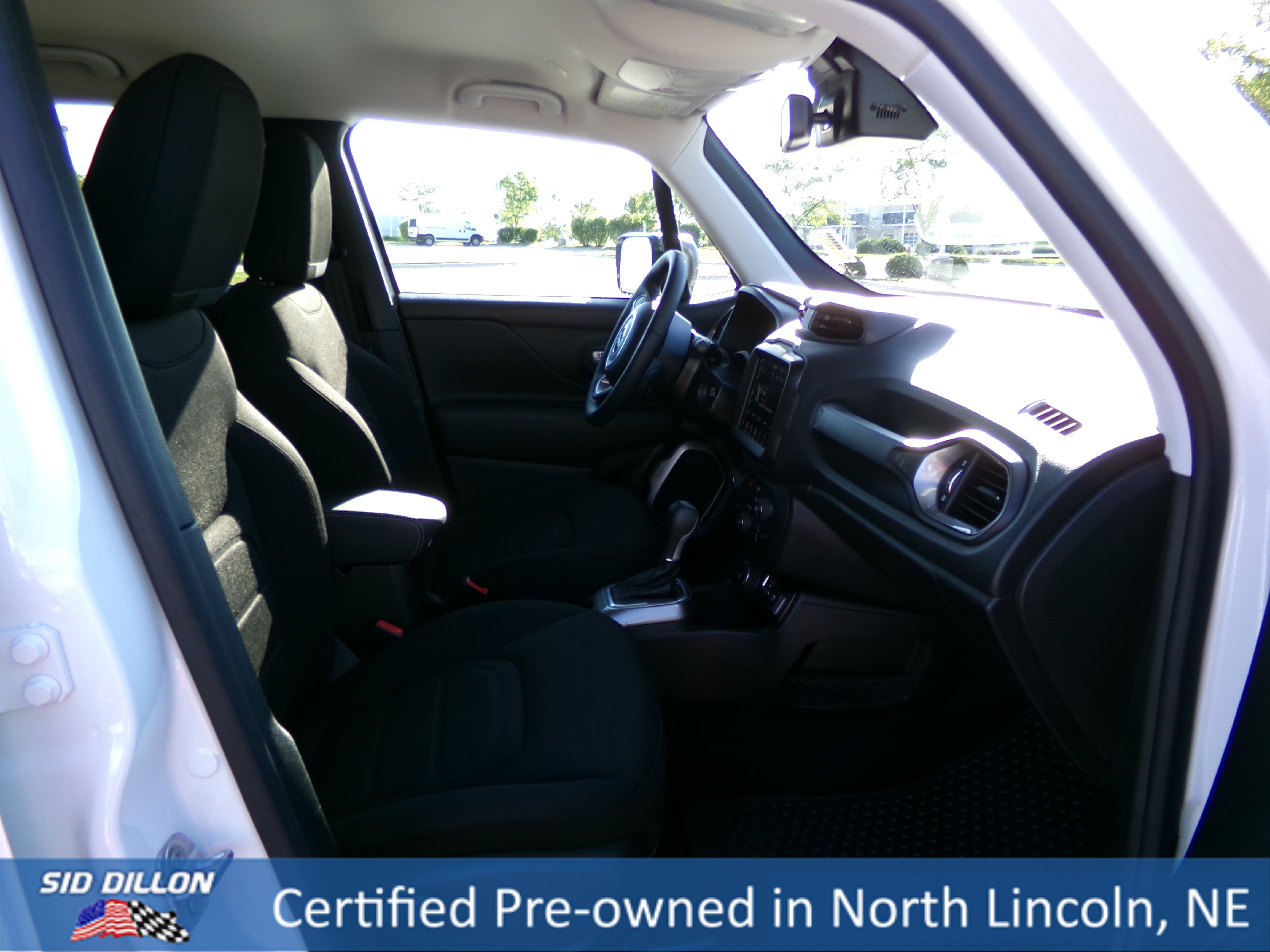 2022 Jeep Renegade Latitude photo 14