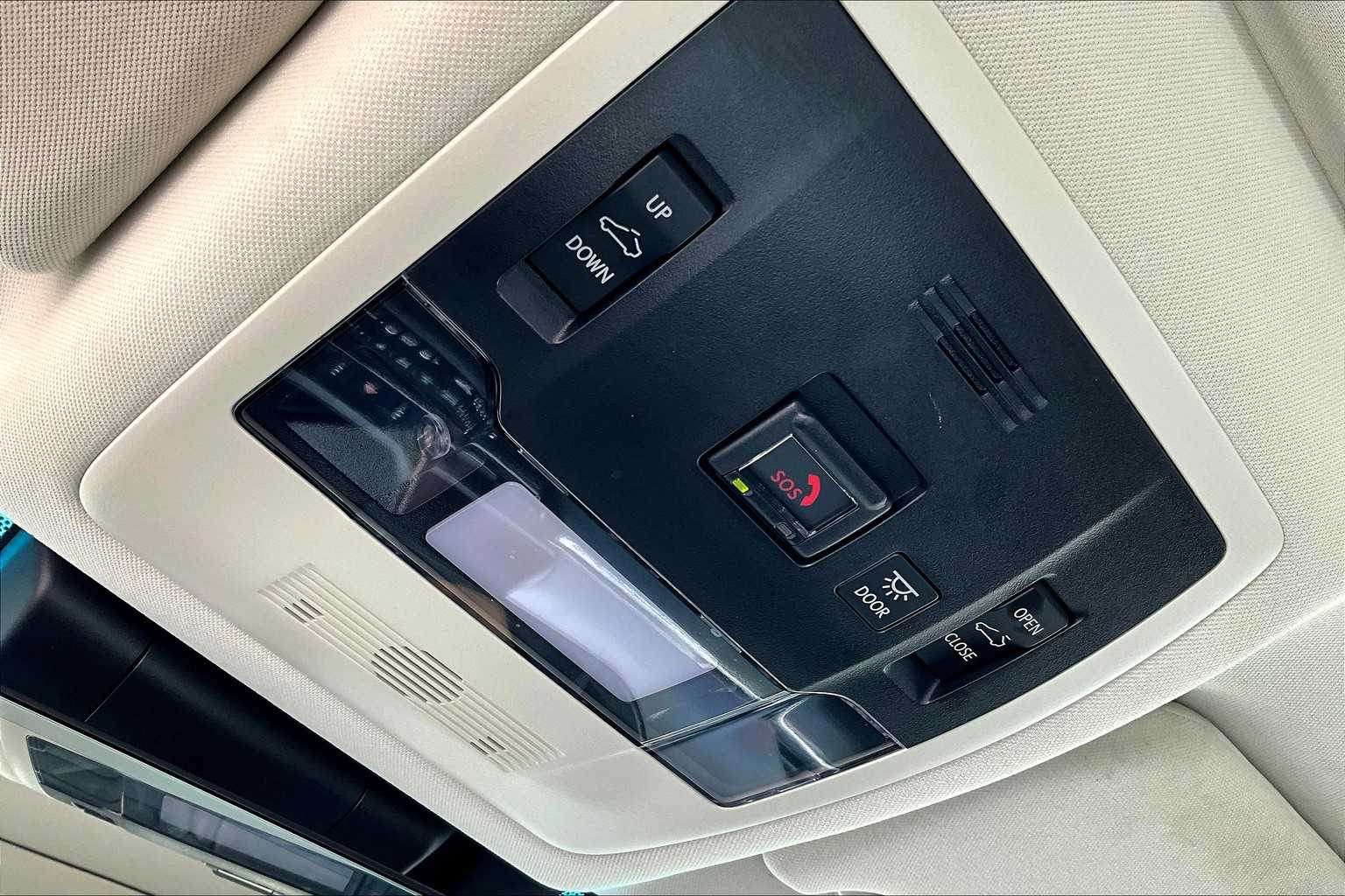 2023 Lexus ES 350 photo 31