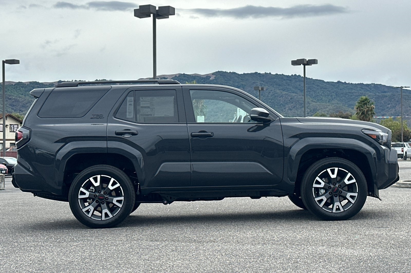 2025 Toyota 4Runner TRD Sport Premium photo 3