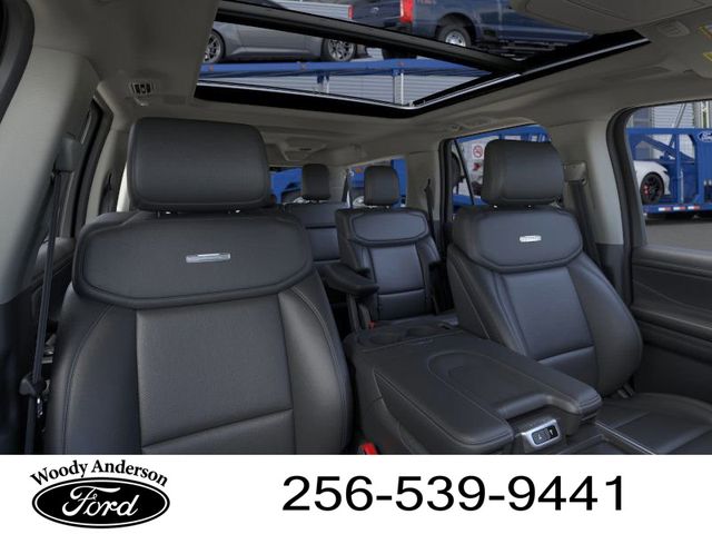2025 Ford Expedition MAX Platinum photo 8