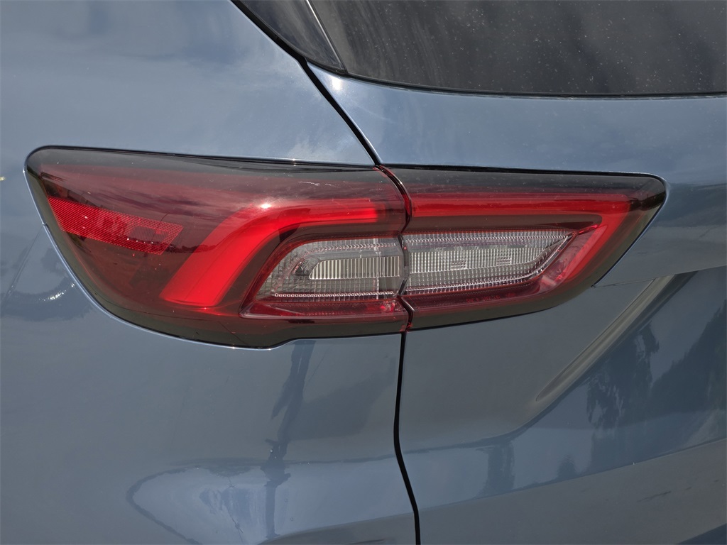 2024 Ford Escape ST-Line photo 6