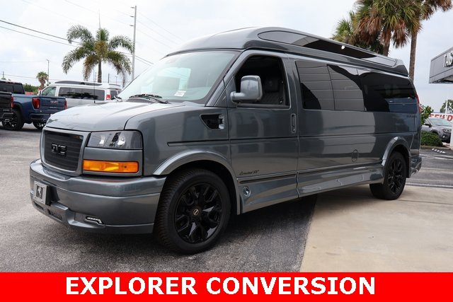 2025 Gmc Savana Cargo 2500 photo 4