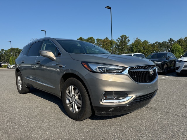 2018 Buick Enclave Essence photo 2