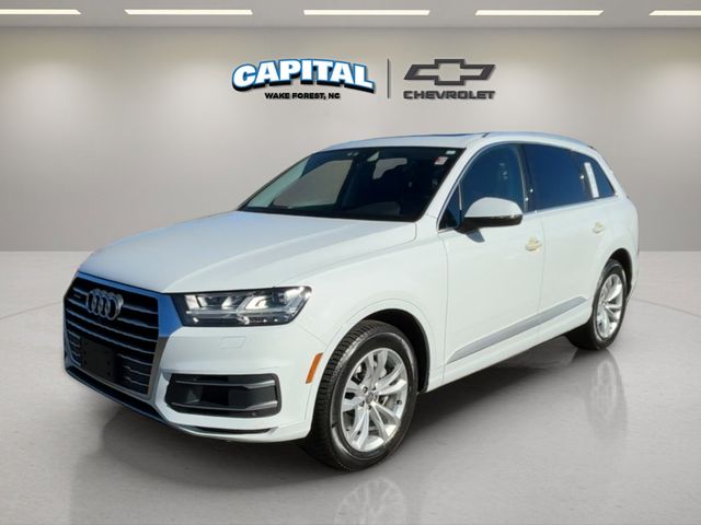 2019 Audi Q7 SE Premium's photo