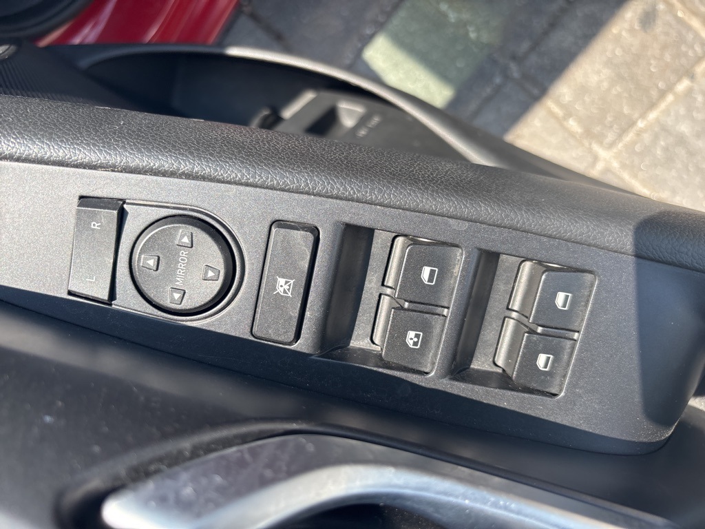 2018 Hyundai Elantra GT Base photo 12