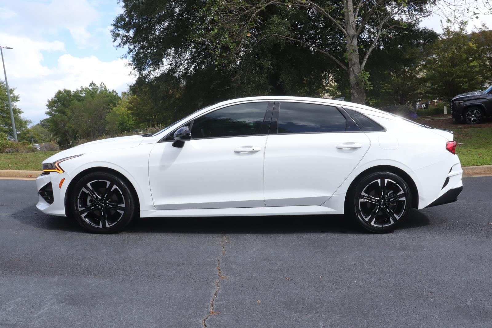 2022 Kia K5 GT-Line photo 2