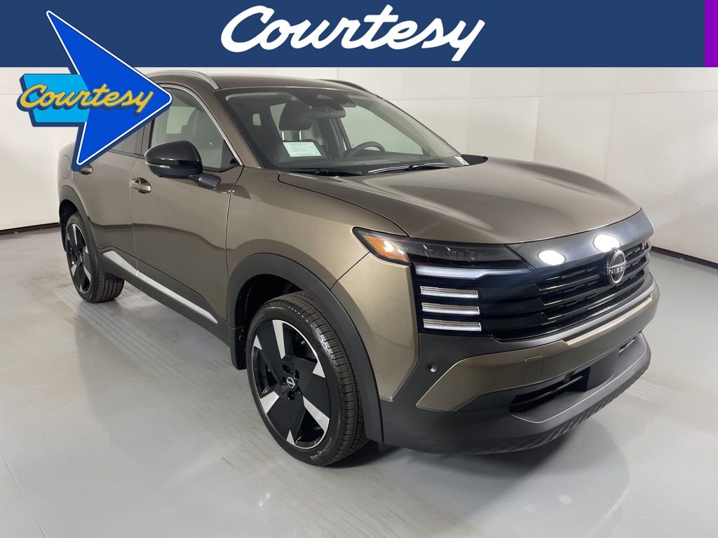 2026 Nissan KICKS SR's photo