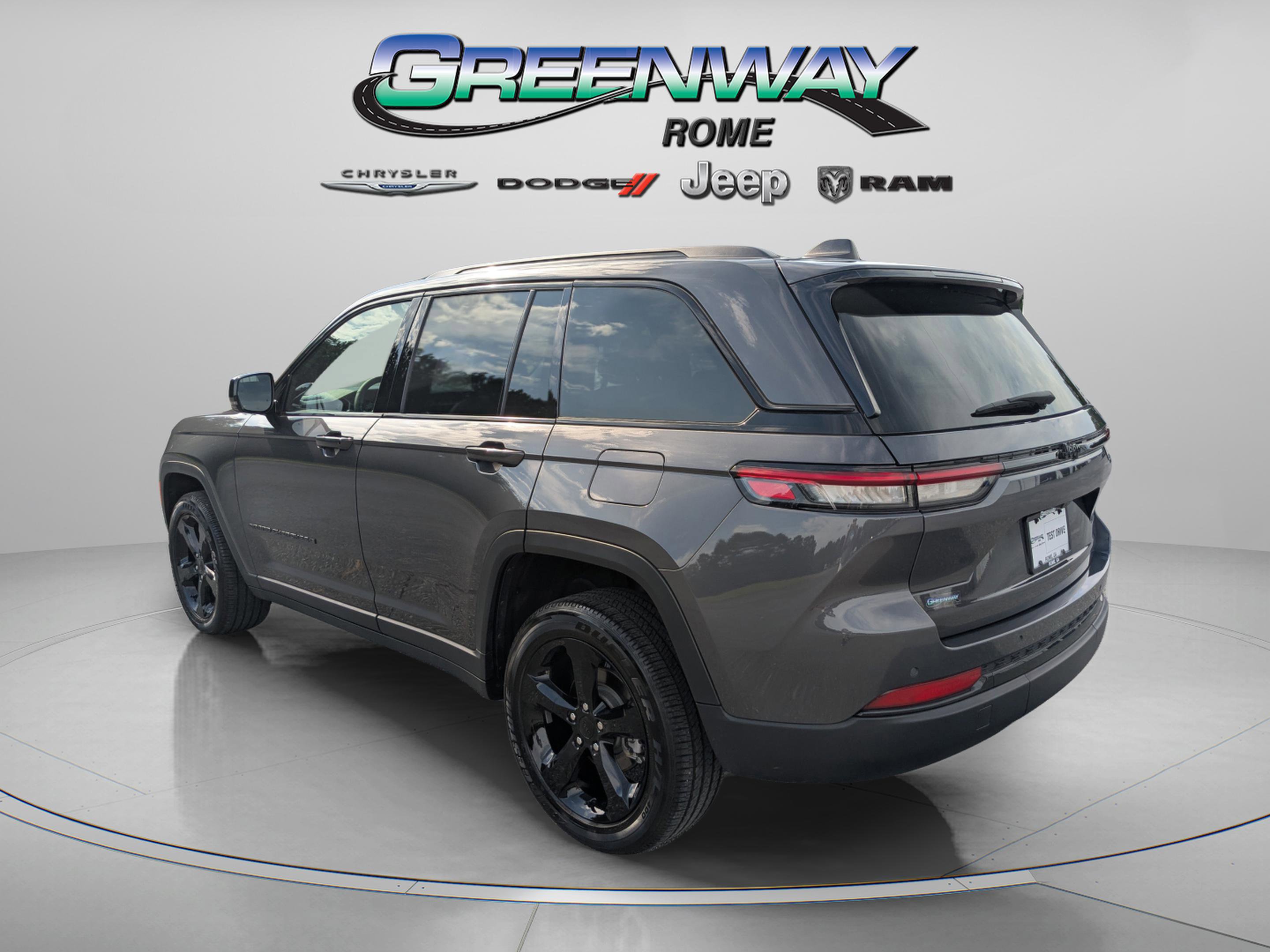 2024 Jeep Grand Cherokee Altitude X photo 2